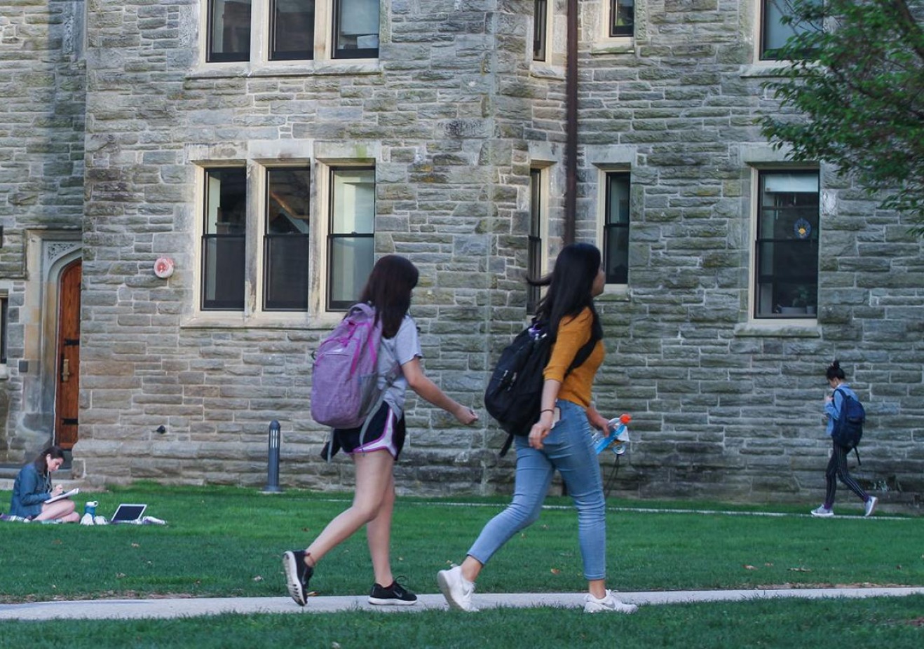 Students walking on Bryn Mawr campus