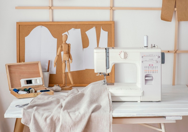 Sewing Machine Stock