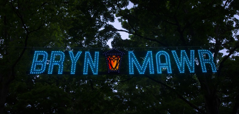 lantern and bryn mawr banner on senior row